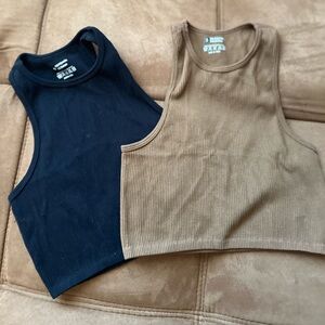 Sleeveless Ribbed Tops - Black and Tan